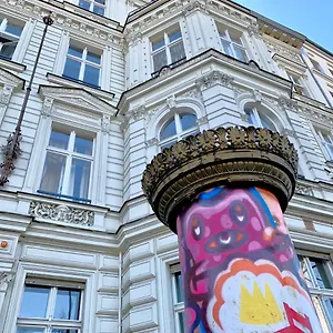  Hostal Grand Classic