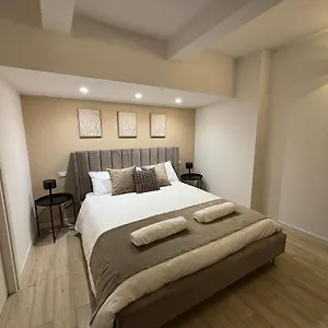 Celeste Bed & Breakfast Aeroporto di Catania Fontana Rossa