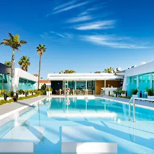 https://hotel-nayra-adults-only-playa-del-ingles.in-canary-islands.com